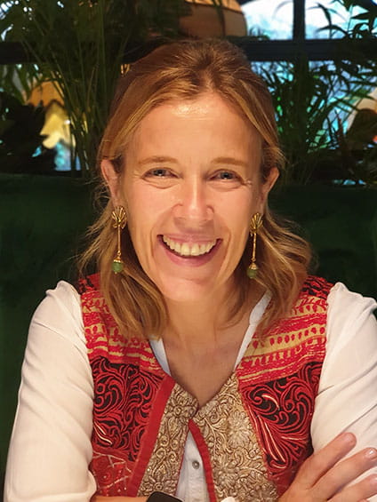 ANGELA DE LA ROSA