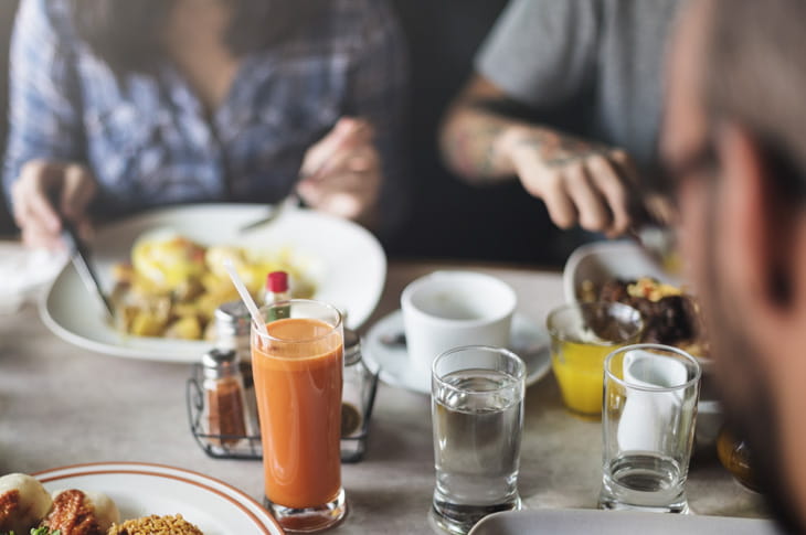 Dolor de cabeza y alimentación 